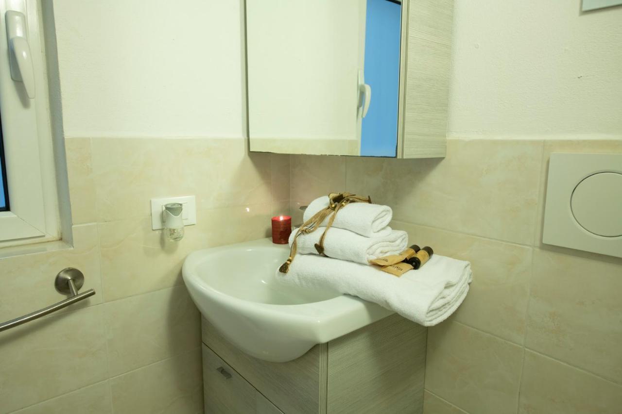Un Bacio A Firenze Apartment Bagian luar foto