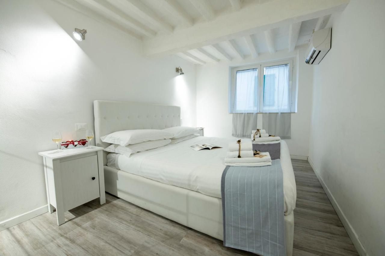 Un Bacio A Firenze Apartment Bagian luar foto