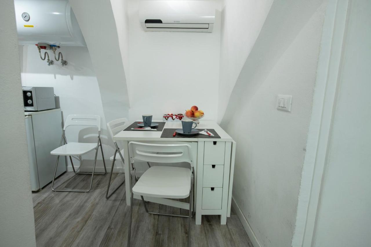 Un Bacio A Firenze Apartment Bagian luar foto