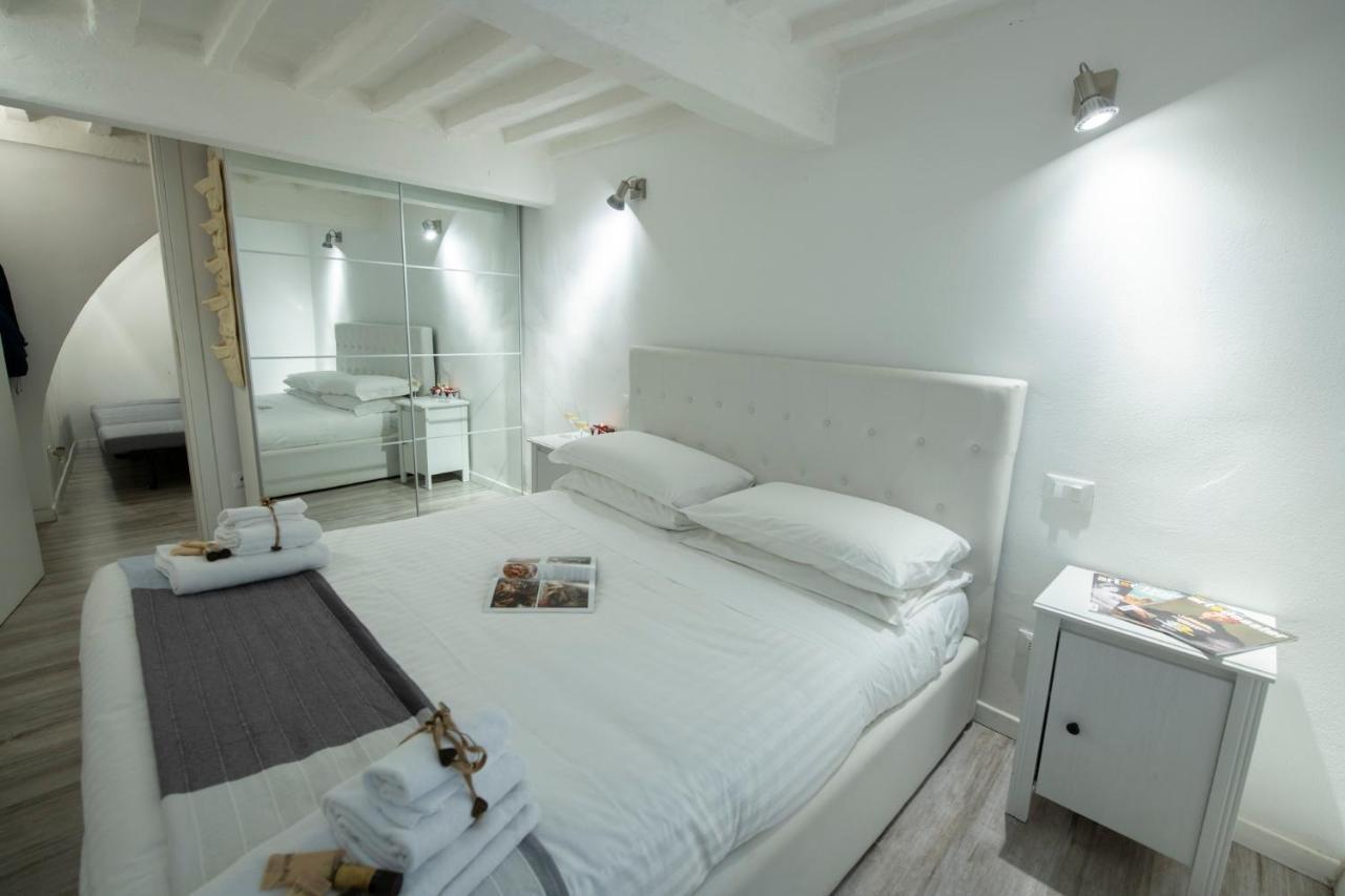 Un Bacio A Firenze Apartment Bagian luar foto