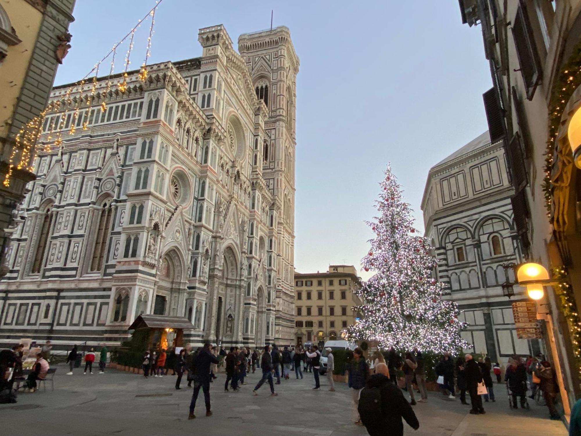 Un Bacio A Firenze Apartment Bagian luar foto