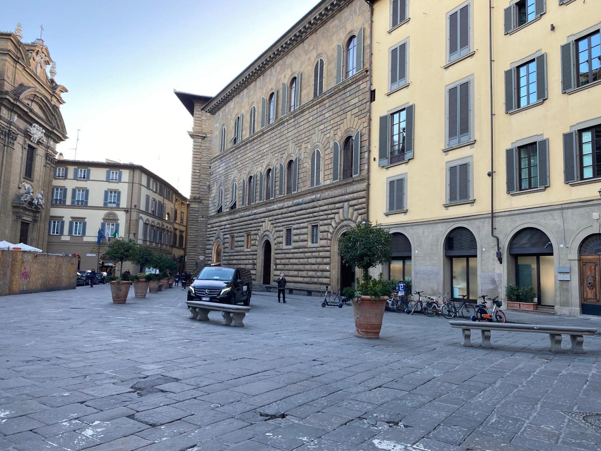 Un Bacio A Firenze Apartment Bagian luar foto