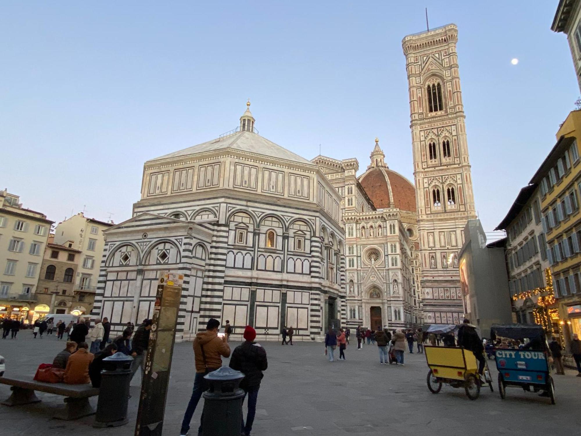 Un Bacio A Firenze Apartment Bagian luar foto