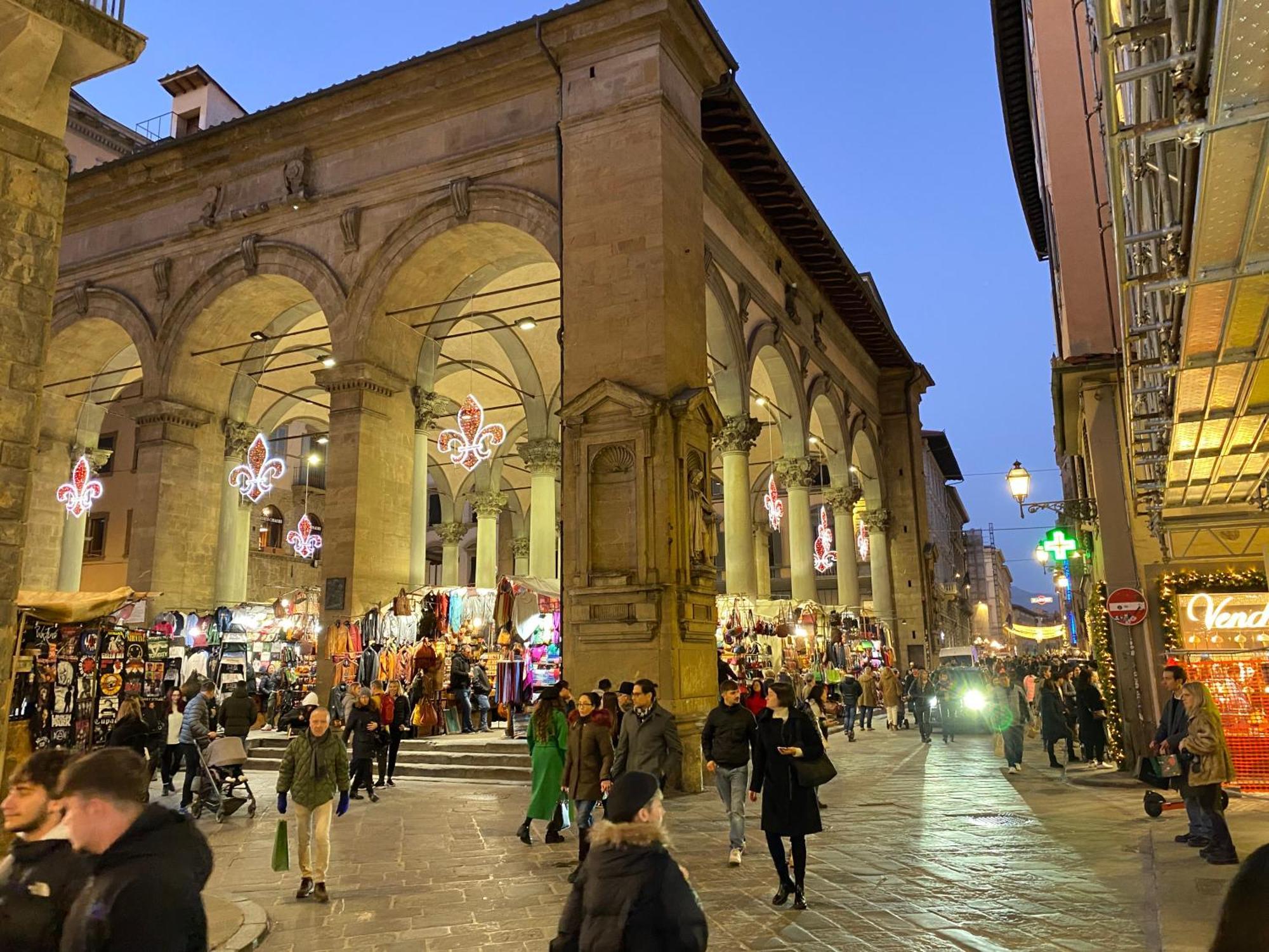 Un Bacio A Firenze Apartment Bagian luar foto