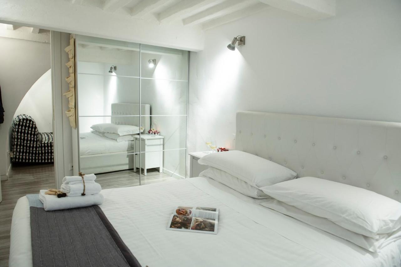 Un Bacio A Firenze Apartment Bagian luar foto